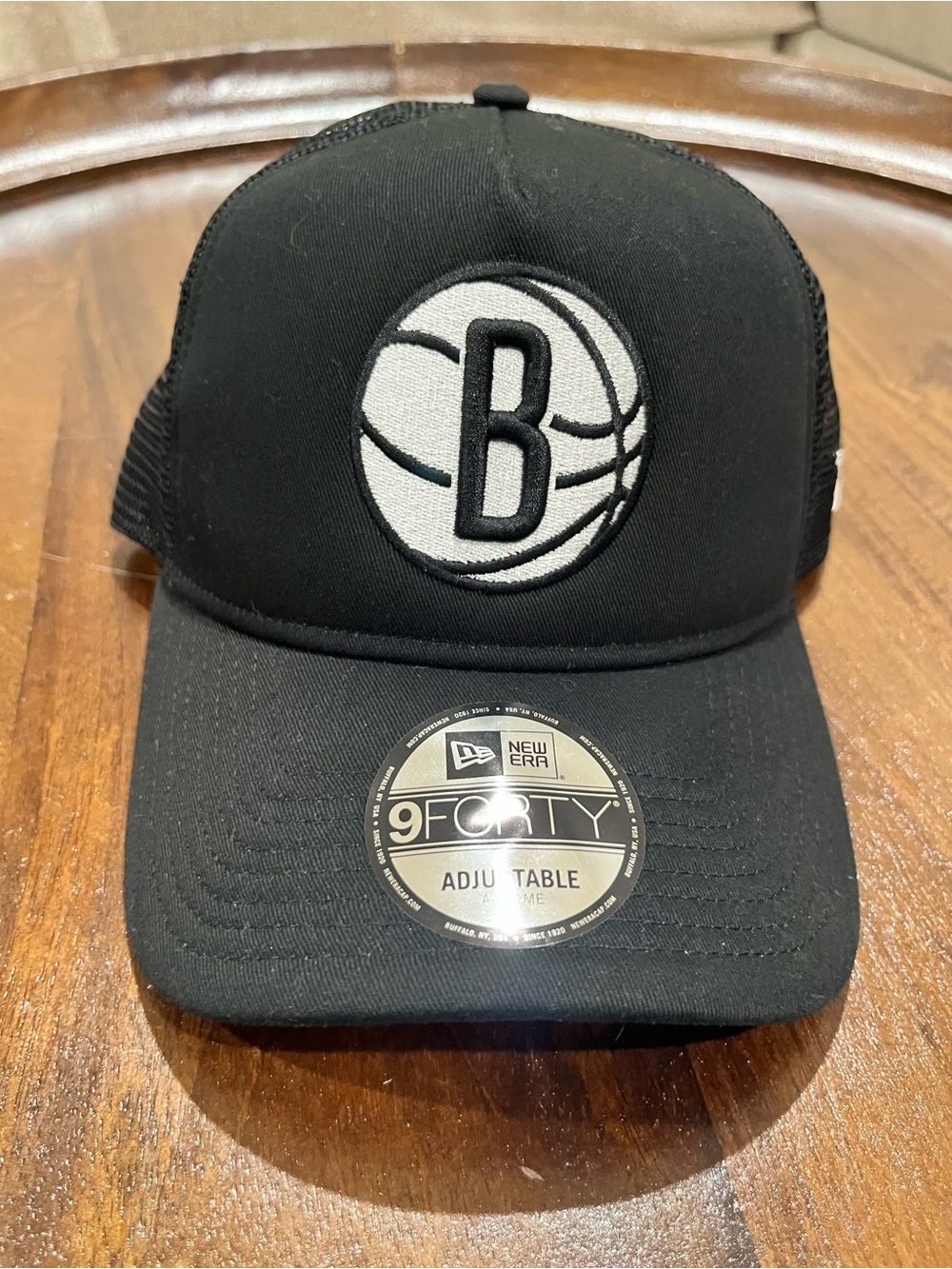 New Era Black Brooklyn B Logo Mesh-Back 9FORTY Cap